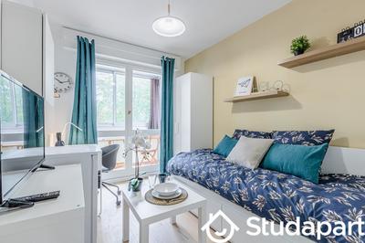 Chambre - 13 m² - 1 pièce