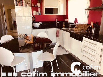 Maison - 103 m² - 4 pièces