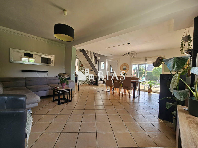 Maison - 100 m² - 4 pièces