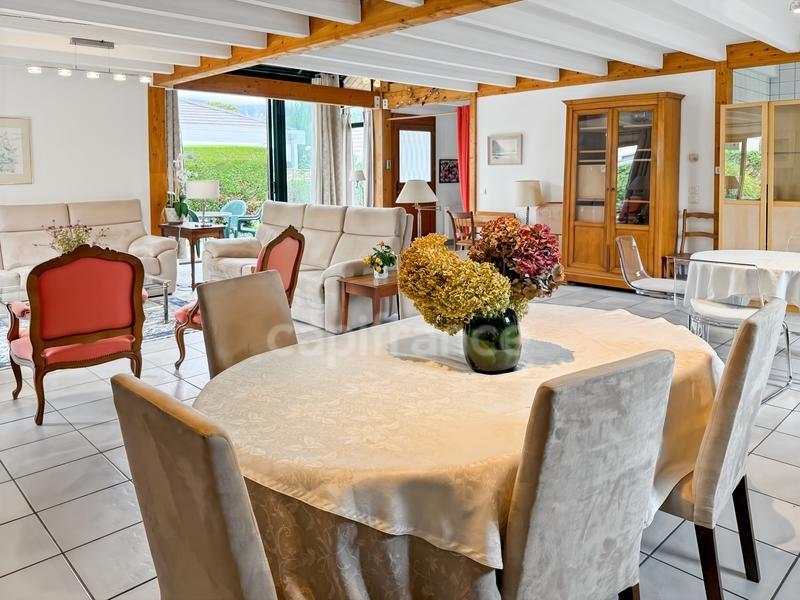 Maison - 194 m² - 7 pièces