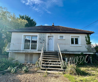 Maison - 93 m² - 6 pièces