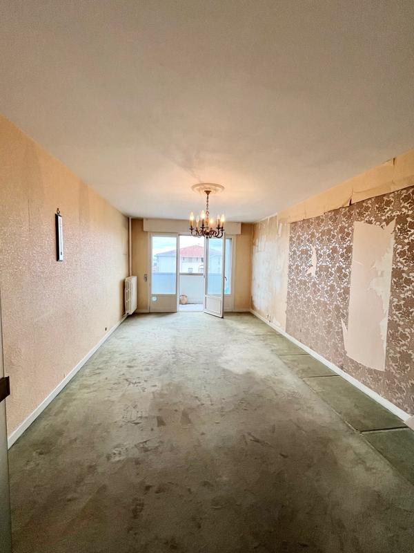 Appartement - 70 m² - 4 pièces