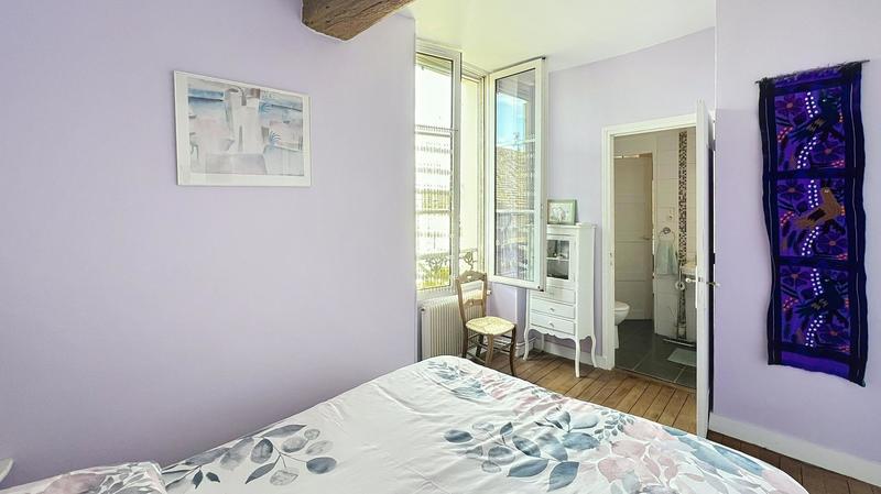 Maison - 208 m² - 8 pièces