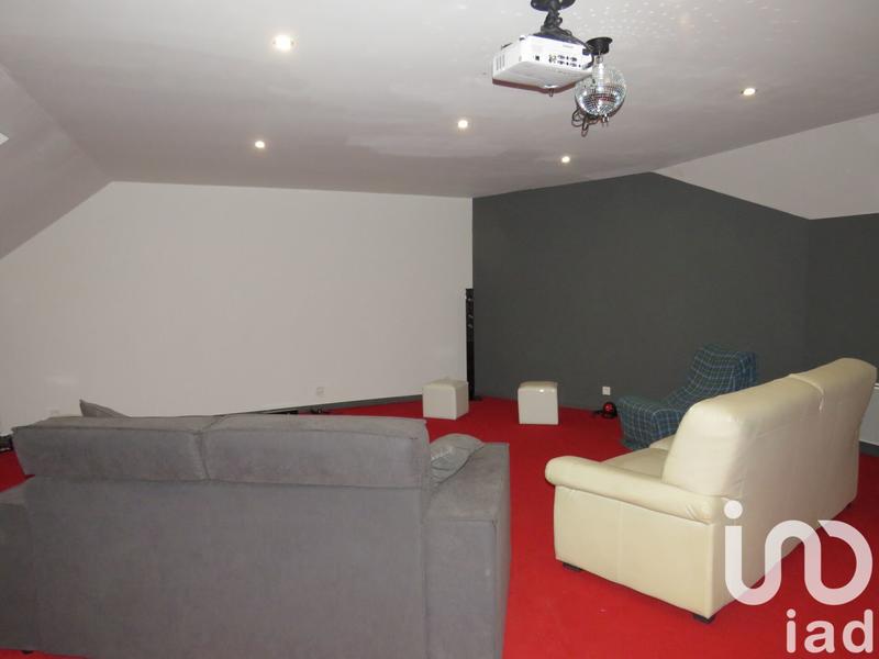 Loft - 201 m² - 9 pièces