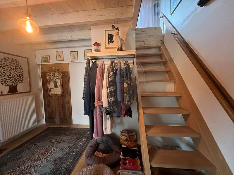 Demeure - 166 m² - 5 pièces