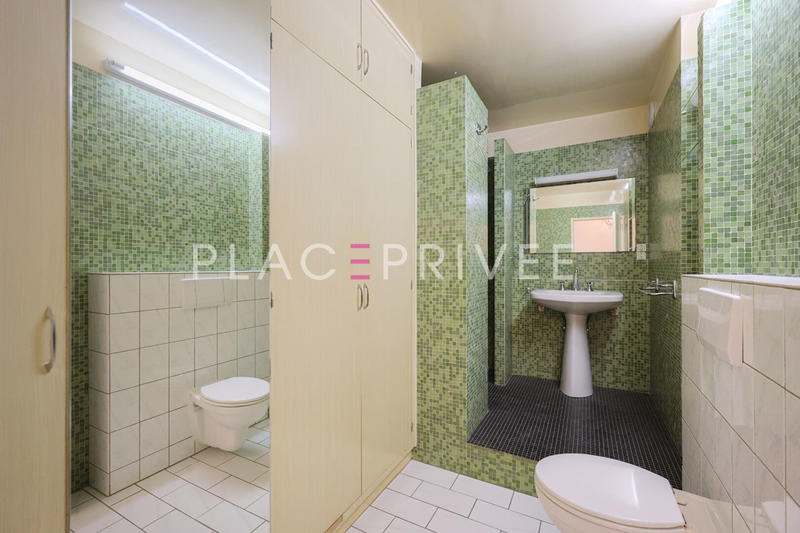 Appartement - 135 m² - 5 pièces