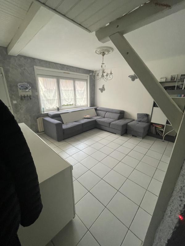 Maison - 152 m² - 9 pièces