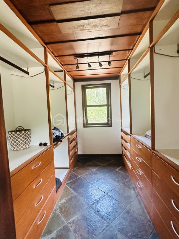 Villa - 460 m² - 7 pièces