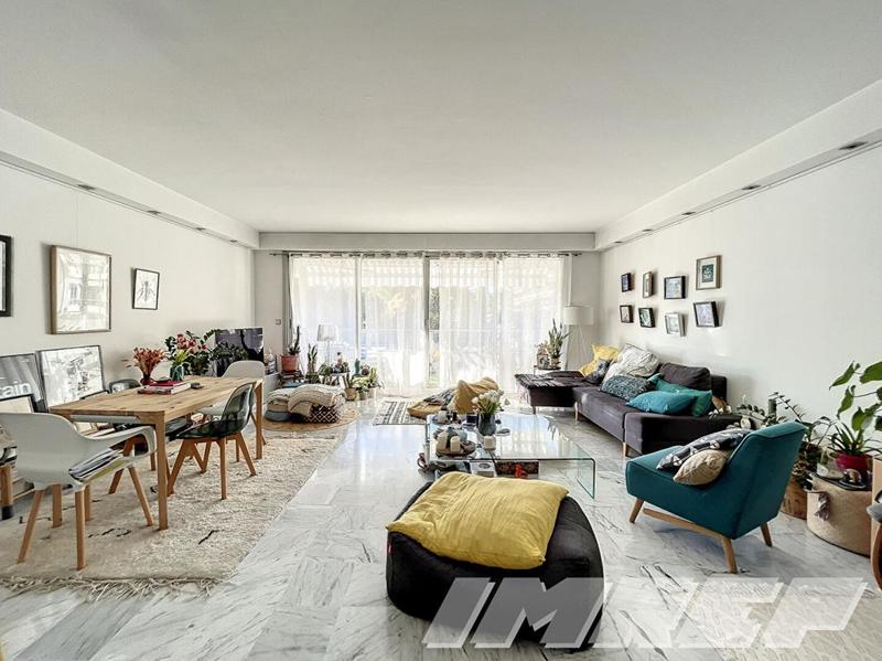 Appartement - 142 m² - 4 pièces