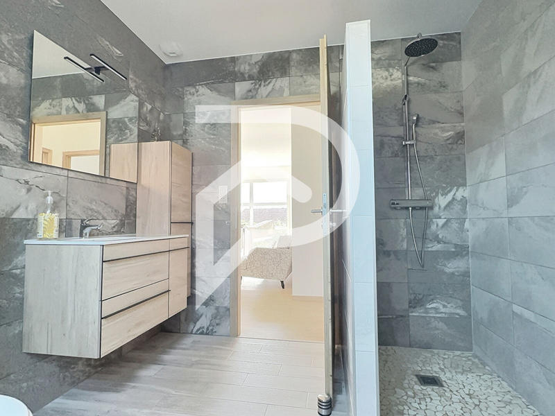 Maison - 145 m² - 7 pièces