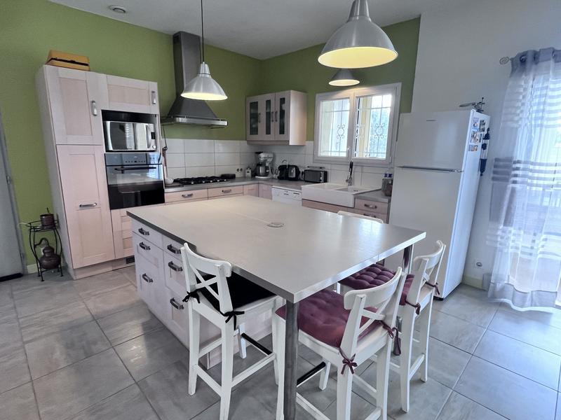 Maison - 183 m² - 7 pièces