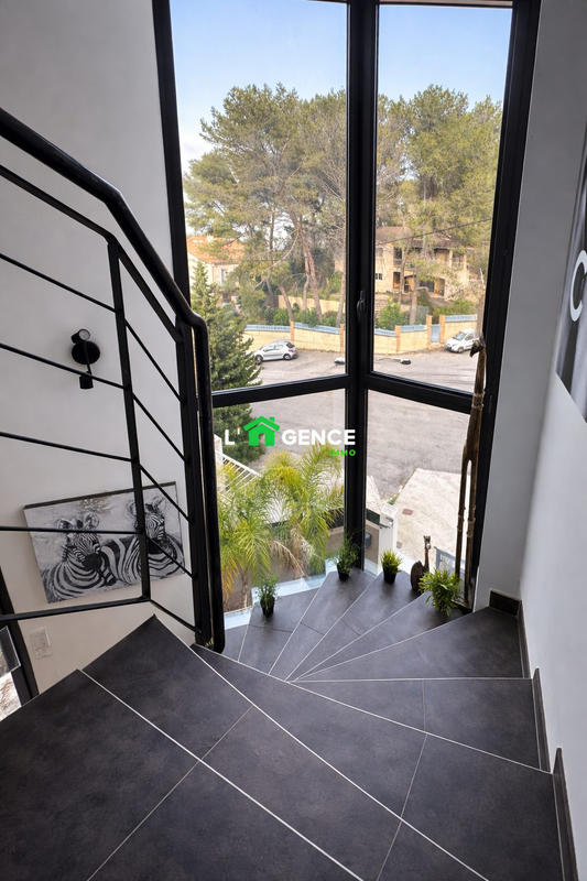 Villa - 160 m² - 6 pièces