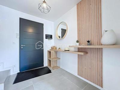 Maison - 115 m² - 4 pièces