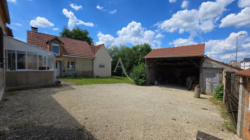 Maison - 140 m² - 6 pièces