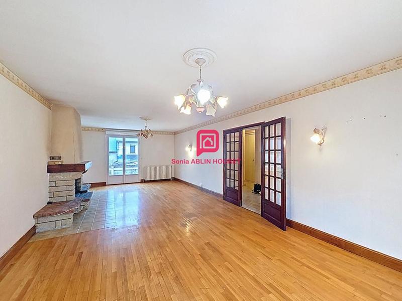 Maison - 158 m² - 7 pièces