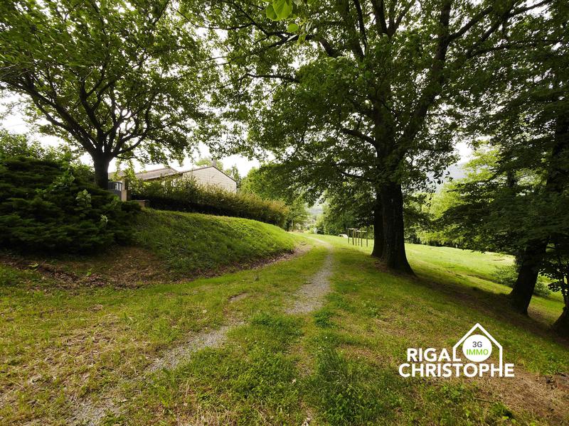 Maison - 93 m² - 5 pièces