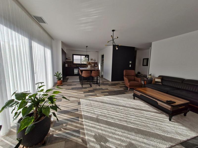 Maison - 125 m² - 5 pièces