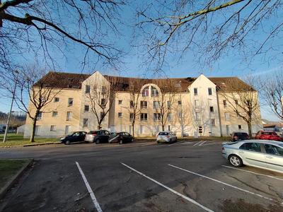 Appartement - 93 m² - 5 pièces