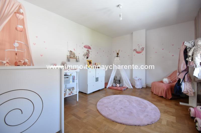 Maison - 350 m² - 7 pièces