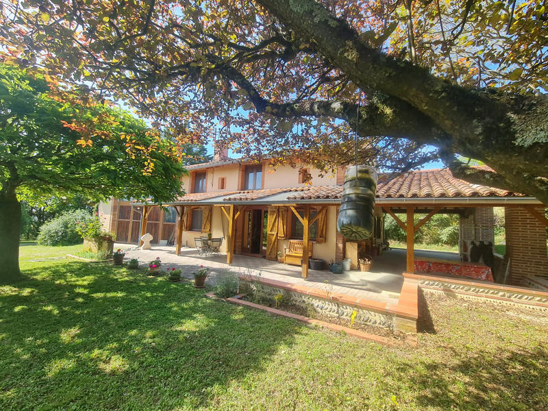 Maison - 140 m² - 7 pièces