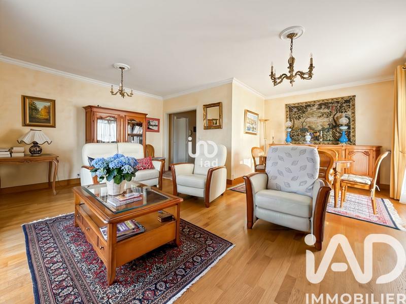 Appartement - 111 m² - 5 pièces