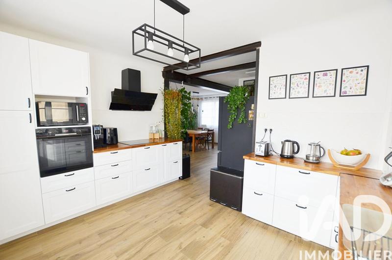 Maison - 137 m² - 6 pièces