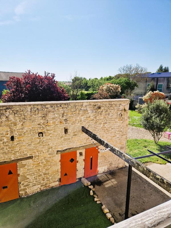 Maison - 220 m² - 9 pièces