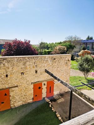 Maison - 220 m² - 9 pièces