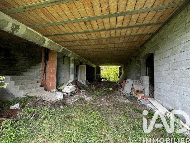 Maison - 200 m² - 6 pièces