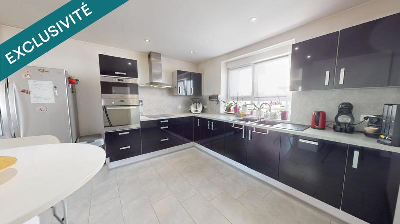 Maison - 110 m² - 5 pièces