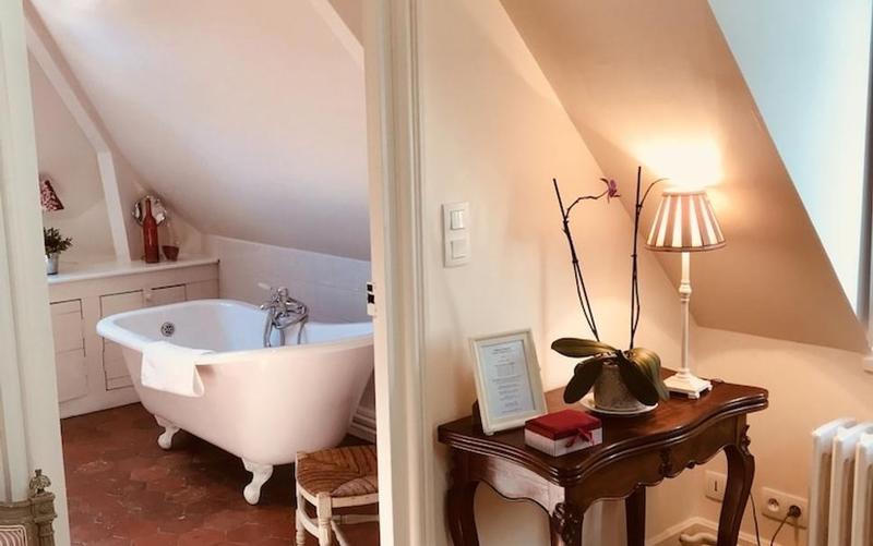 Manoir - 1 300 m² - 35 pièces