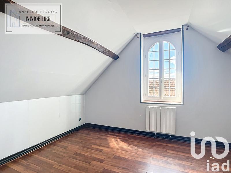 Maison - 250 m² - 8 pièces