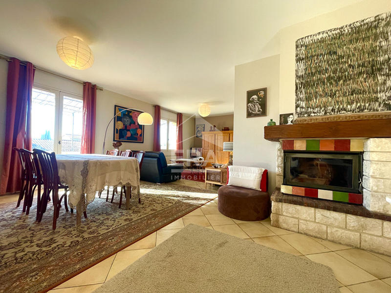 Maison - 185 m² - 7 pièces