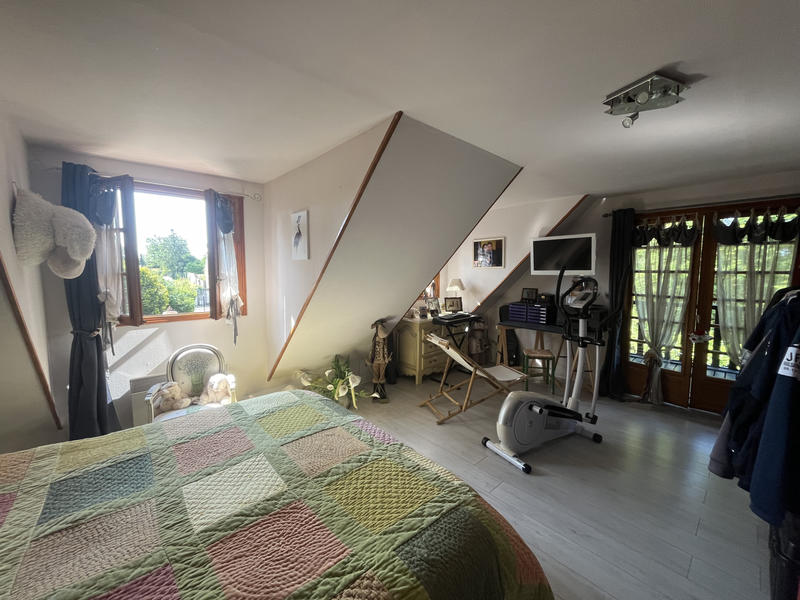 Maison - 163 m² - 8 pièces