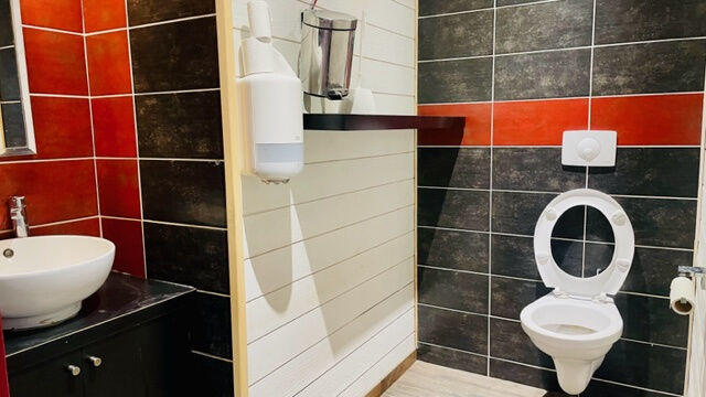 Local commercial - 145 m²