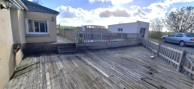 Maison - 140 m² - 5 pièces