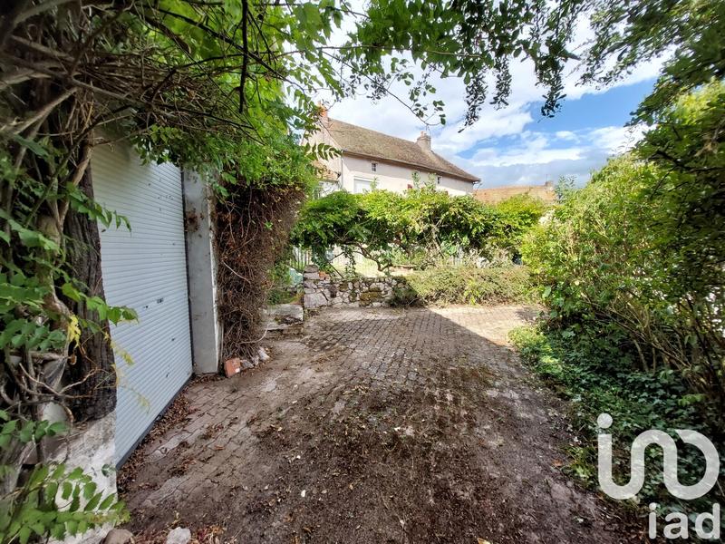 Maison - 242 m² - 7 pièces