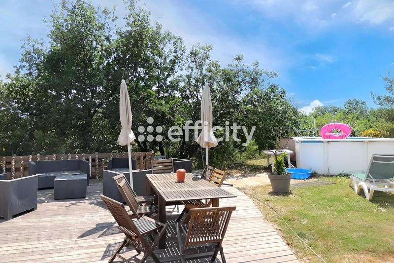 Maison - 111 m² - 5 pièces