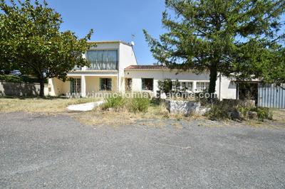 Maison - 144 m² - 8 pièces