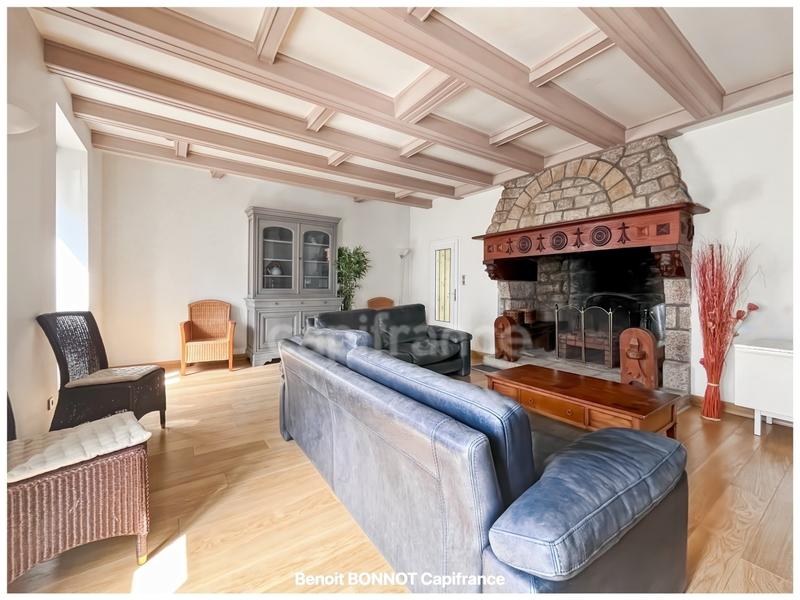 Maison en pierre - 250 m² - 8 pièces