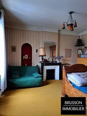 Maison - 189 m² - 8 pièces