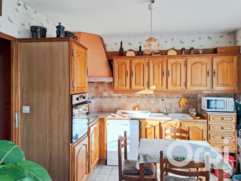 Maison - 183 m² - 7 pièces