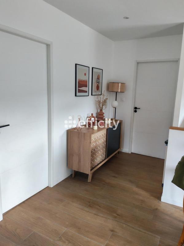 Pavillon - 155 m² - 6 pièces