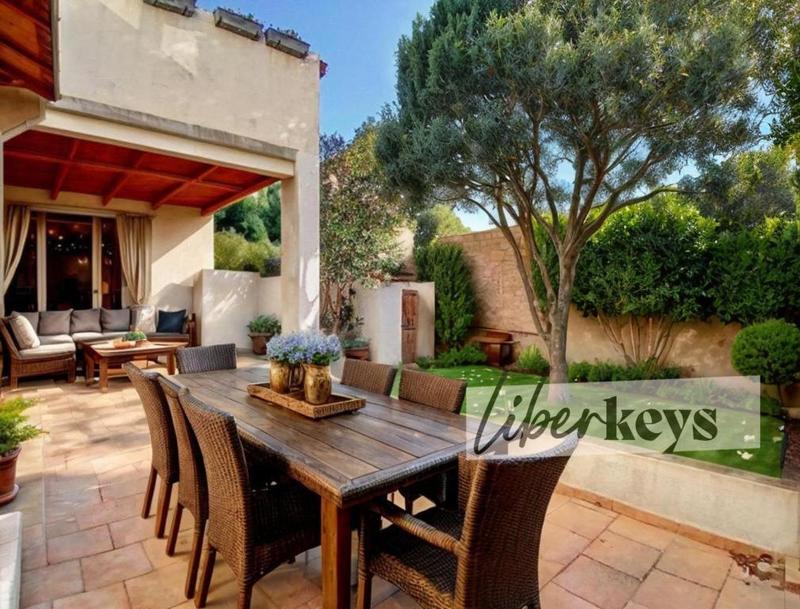 Maison - 176 m² - 8 pièces