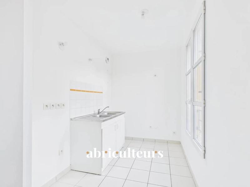 Appartement ancien - 62 m² - 3 pièces