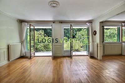 Maison - 143 m² - 7 pièces