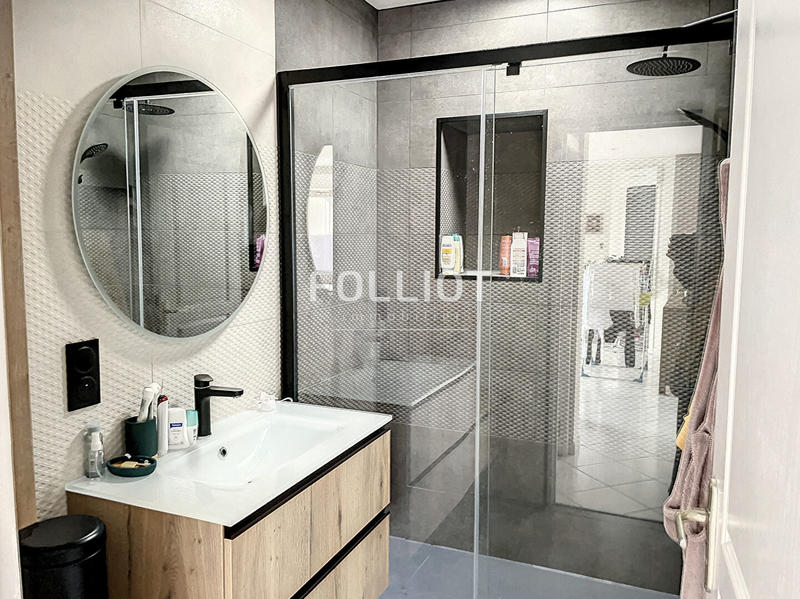 Maison - 143 m² - 7 pièces