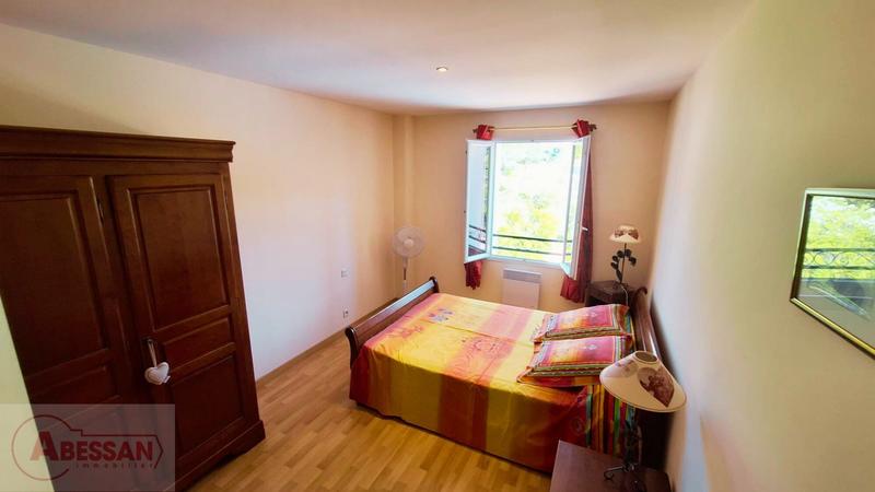 Maison - 182 m² - 6 pièces