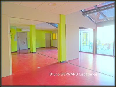 Local commercial - 390 m² - 10 pièces