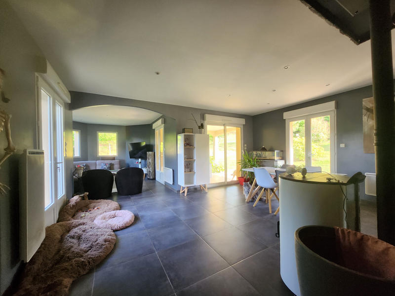 Maison - 153 m² - 6 pièces